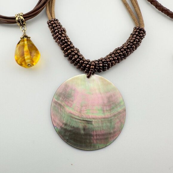 Lia Sophia Pendant Necklace lot - Seashell Gold tone - Picture 2 of 6